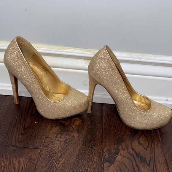 Gold sparkly platform heels - Picture 2 of 6